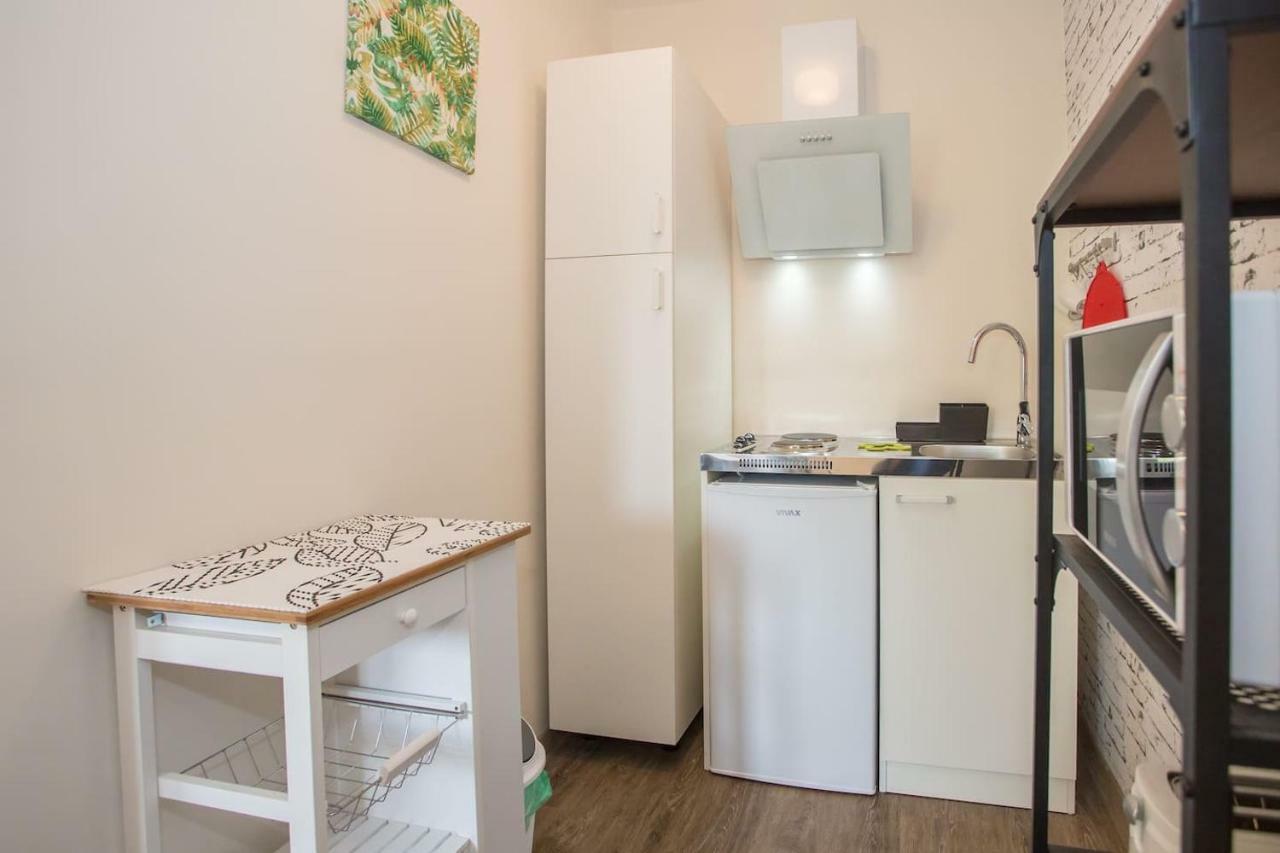 Caprice Studio Apartment Porec Luaran gambar