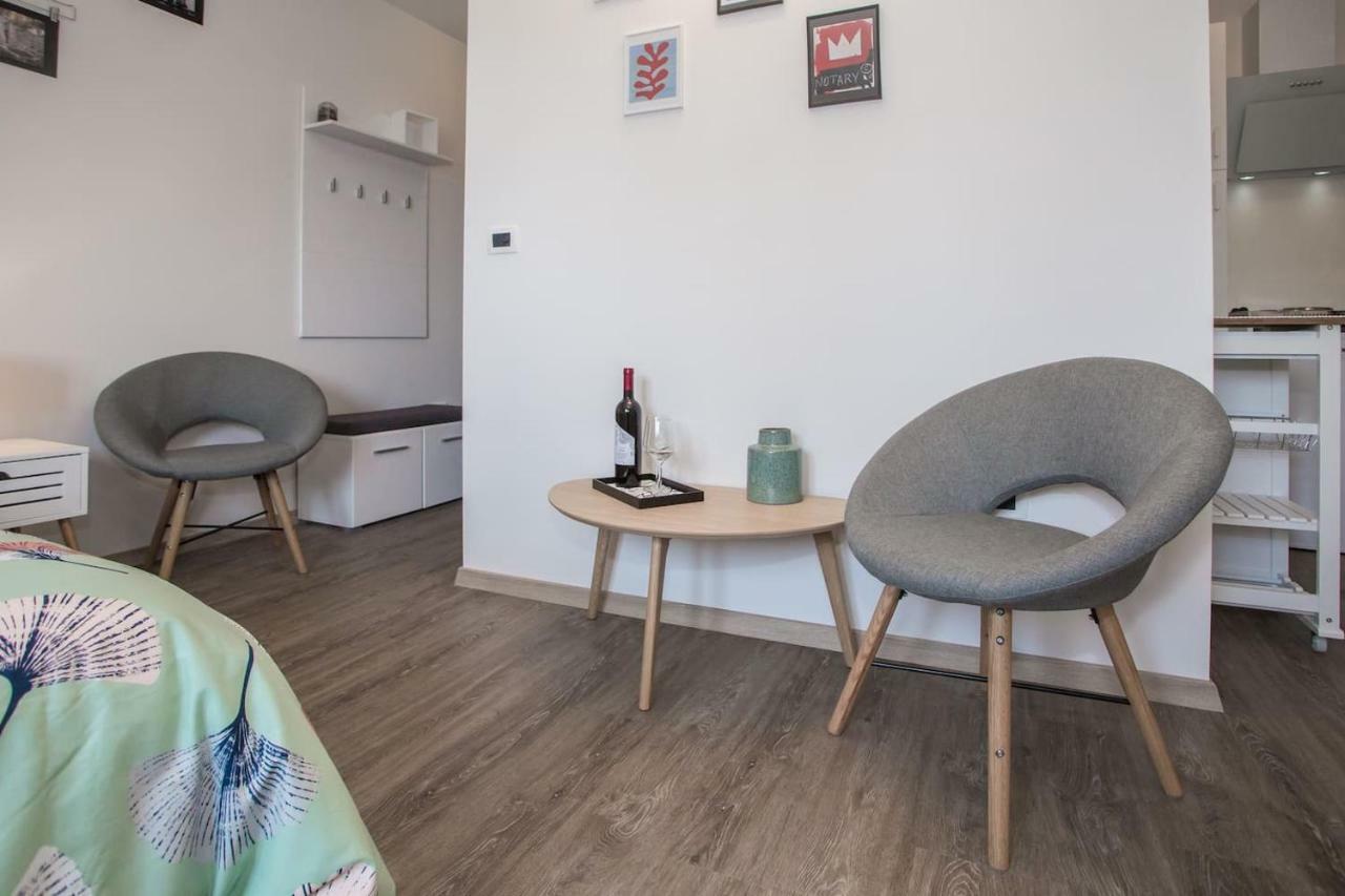 Caprice Studio Apartment Porec Luaran gambar