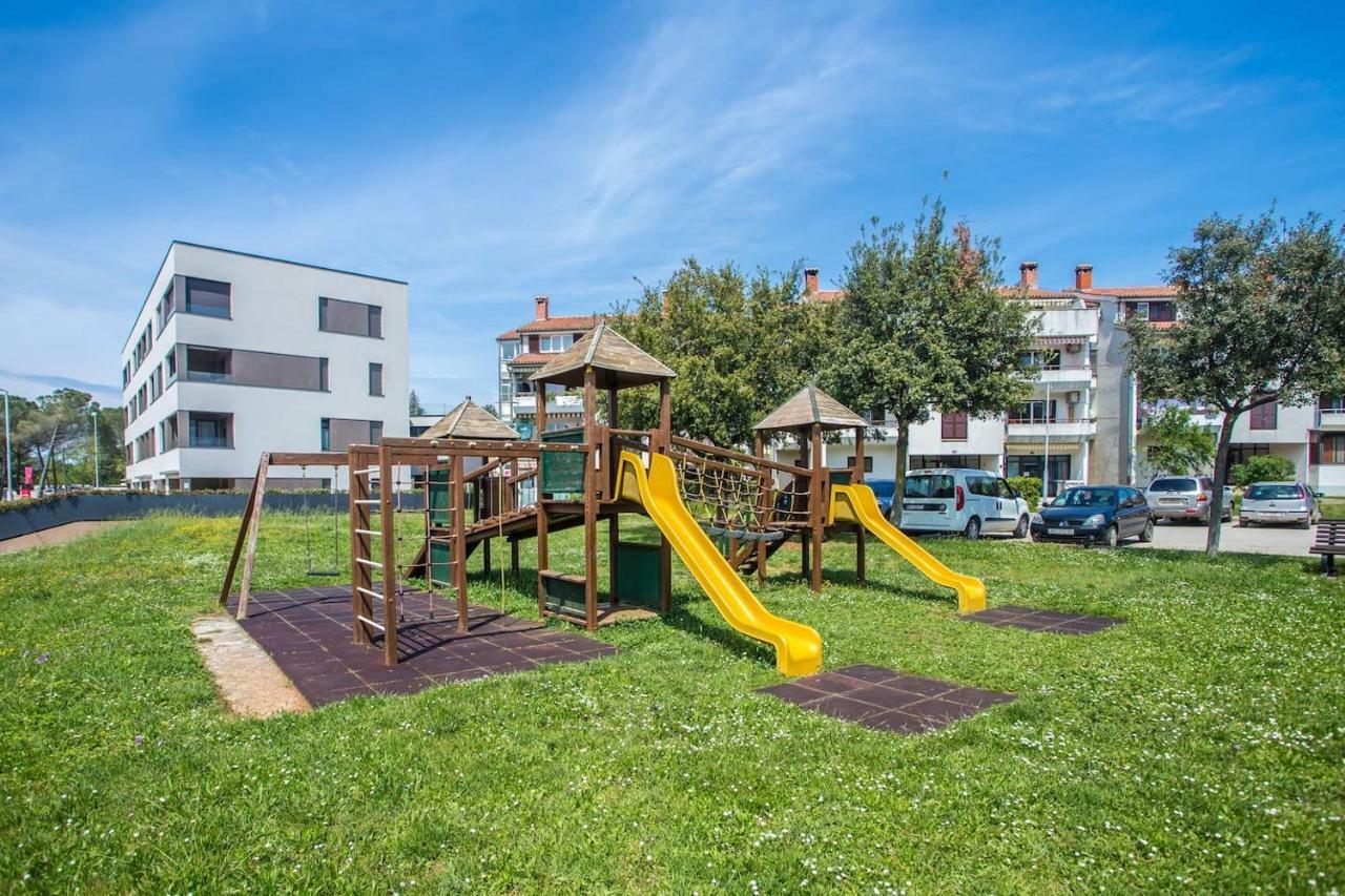 Caprice Studio Apartment Porec Luaran gambar